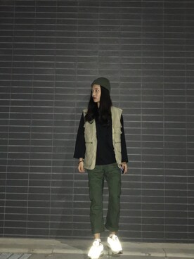 「無（ム）のアイテム（その他アウター）」を使った、吳欣樺さん（レディース・164cm）の秋コーディネート