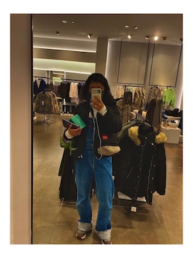「TOMMY HILFIGER（トミーヒルフィガー）のアイテム（サロペット/オーバーオール）」を使った、ぽにょさん（レディース・155cm）の冬コーディネート