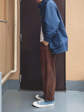 「Eddie Bauer（エディーバウアー）のアイテム（スラックス）」を使った、buchiさん（メンズ・179cm）の春コーディネート