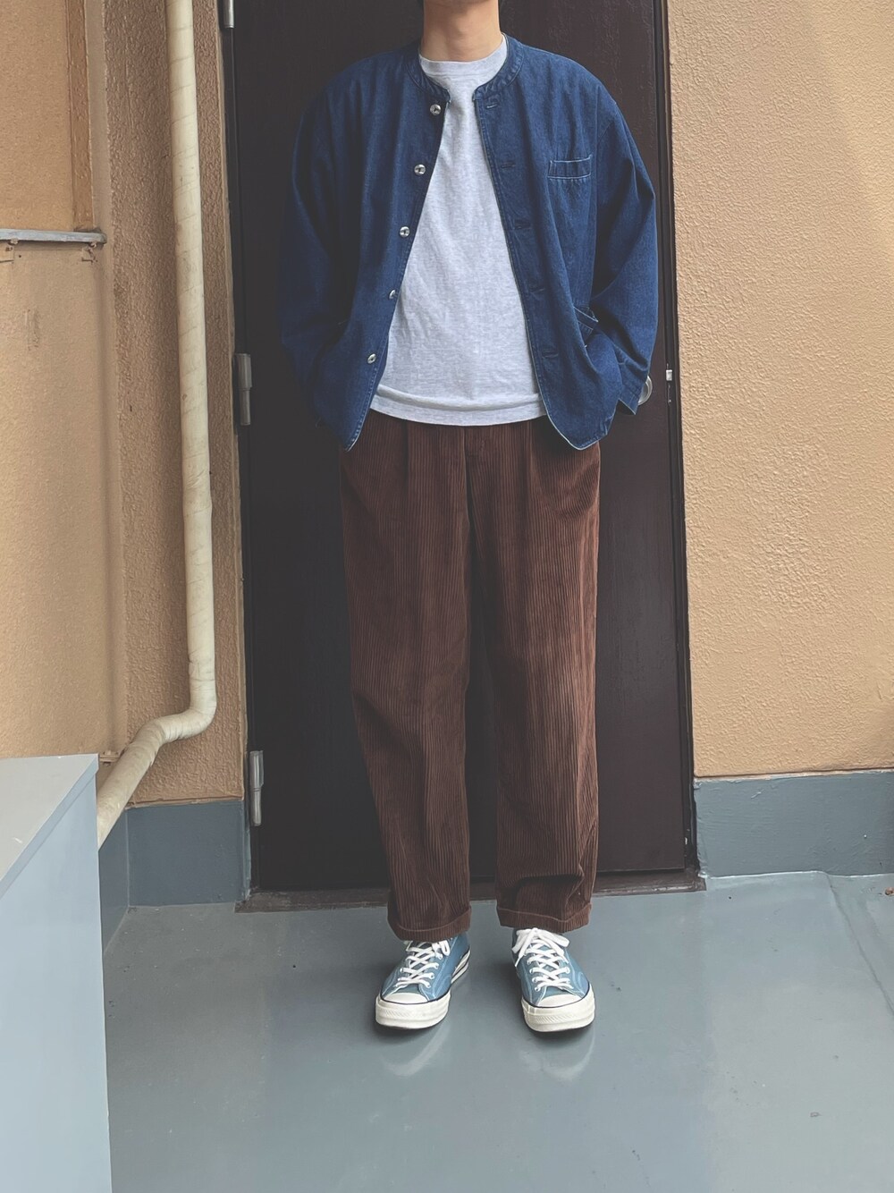 ISSEY MIYAKEのデニムジャケットを使った人気ファッション