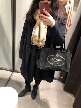 「黒ワンピ」｜「アイテム（チェスターコート）」を使った、i chanさん（レディース・155cm）の冬コーディネート