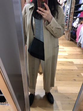 「COS（コス）のアイテム（トレンチコート）」を使った、i chanさん（レディース・155cm）の春コーディネート