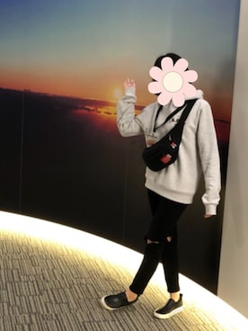 「Marc by Marc Jacobs（マークバイマークジェイコブス）のアイテム（シューズ）」を使った、Masasamasaさん（レディース・160cm）の春コーディネート