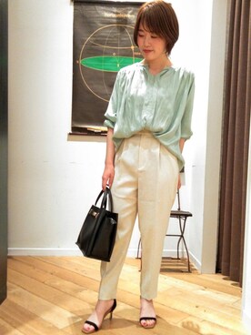 「お呼ばれ」｜「アイテム（スラックス）」を使った、ルクールブランくずはモール店スタッフさん（レディース・156cm）の春コーディネート
