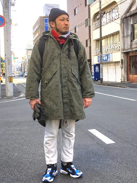 「アイテム（ネックウォーマー/スヌード）」を使った、yoheiさん（メンズ・175cm）の冬コーディネート