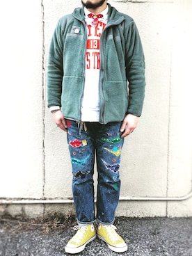 「アイテム（スニーカー、イエロー系）」を使った、yoheiさん（メンズ・175cm）の冬コーディネート