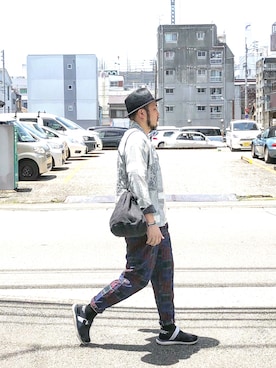 「weac.（ウィークス）のアイテム（パンツ）」を使った、yoheiさん（メンズ・175cm）の春コーディネート