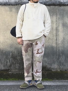 「アイテム（サンダル、グリーン系）」を使った、yoheiさん（メンズ・175cm）の秋コーディネート