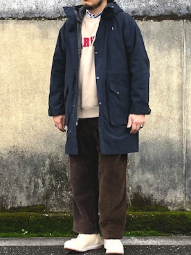 「アイテム（マウンテンパーカー、ブルー系）」を使った、yoheiさん（メンズ・175cm）の冬コーディネート