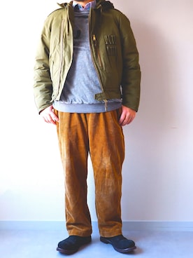 「アイテム（ライダースジャケット、グリーン系）」を使った、yoheiさん（メンズ・175cm）の冬コーディネート