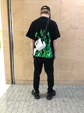 「TENDER PERSON（テンダーパーソン）のアイテム」を使った、ハヤカワカイさん（メンズ・175cm）の春コーディネート