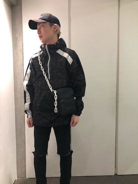 「DANKE SCHON（ダンケシェーン）のアイテム（バッグ）」を使った、ハヤカワカイさん（メンズ・175cm）の春コーディネート