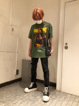 「KaneZ（ケインズ）のアイテム（Tシャツ/カットソー）」を使った、ハヤカワカイさん（メンズ・173cm）の夏コーディネート