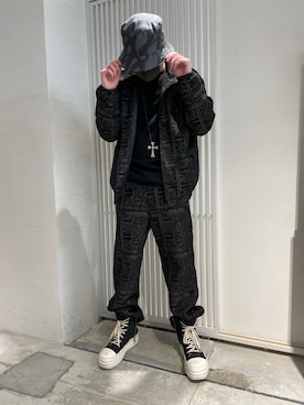 「DANKE SCHON（ダンケシェーン）のアイテム（帽子）」を使った、ハヤカワカイさん（メンズ・173cm）の冬コーディネート