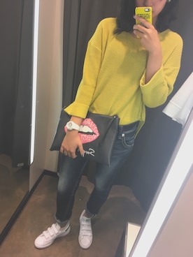 「ベルクロ」｜「アイテム（アクセサリー）」を使った、まおさん（レディース・168cm）の春コーディネート