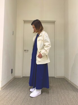 「オフホワイト」｜「アイテム（ミリタリージャケット）」を使った、Акаяiさん（レディース・155cm）の春コーディネート