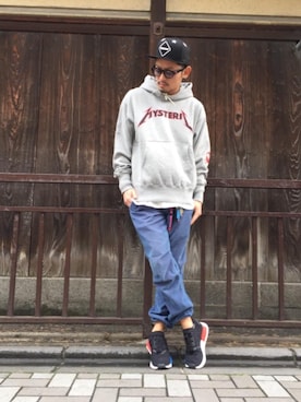 「HYSTERIC GLAMOUR（ヒステリックグラマー）のMETAL LOGO プリント パーカー（パーカー）」を使った、京都くんさん（メンズ・172cm）の冬コーディネート