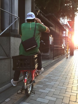 「メッシュキャップ」｜「アイテム（スウェット）」を使った、京都くんさん（メンズ・172cm）の春コーディネート