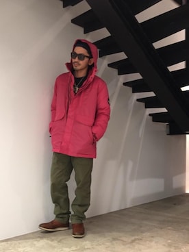 「コラボレーション」｜「アイテム（マウンテンパーカー）」を使った、京都くんさん（メンズ・172cm）の冬コーディネート