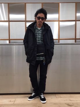「ショルダーバック」｜「アイテム（ジャケット/アウター）」を使った、京都くんさん（メンズ・172cm）の冬コーディネート