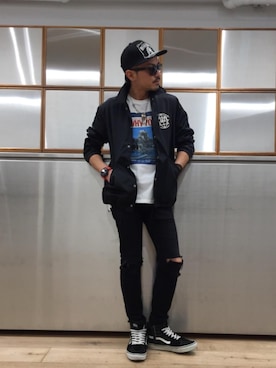 「G-SHOCK」｜「アイテム（ブルゾン）」を使った、京都くんさん（メンズ・172cm）の春コーディネート