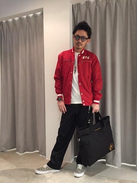 「トートバック」｜「アイテム（スタジャン）」を使った、京都くんさん（メンズ・172cm）の春コーディネート