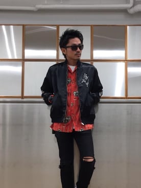 「ワントーンコーデ」｜「アイテム（スカジャン）」を使った、京都くんさん（メンズ・172cm）の春コーディネート