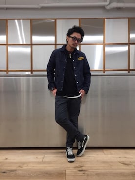 「G-SHOCK」｜「アイテム（デニムジャケット）」を使った、京都くんさん（メンズ・172cm）の春コーディネート