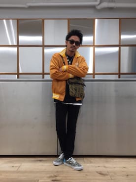 「コラボレーション」｜「アイテム（スタジャン）」を使った、京都くんさん（メンズ・172cm）の秋コーディネート