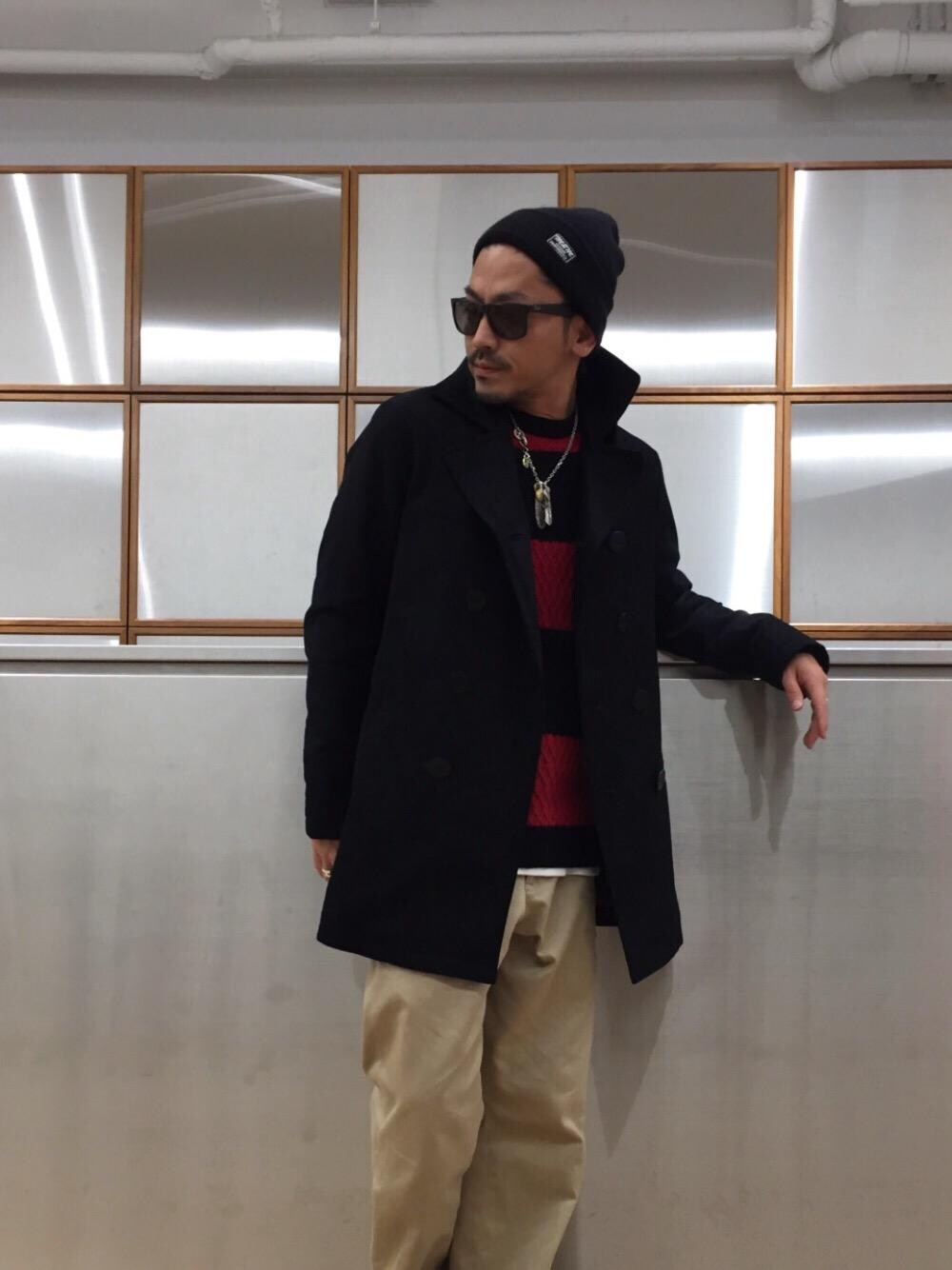 「カジュアル、Pコート、チノパン、ワイドパンツ、ボーダーニット、90'sスタイル、秋コーデ、ニットコーデ、thee hysteric xxx」｜「HYSTERIC GLAMOURのミリタリーチノパンツ（チノパンツ、ベージュ系）」を使った、京都くんさん（メンズ・172cm）の秋コーディネートの1枚目の写真