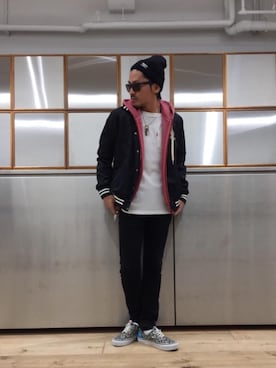 「スキニー」｜「アイテム（スタジャン）」を使った、京都くんさん（メンズ・172cm）の秋コーディネート
