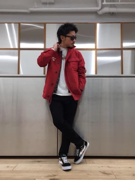 「アイテム（ミリタリージャケット、レッド系）」を使った、京都くんさん（メンズ・172cm）の冬コーディネート