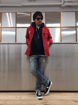 「アイテム（ミリタリージャケット、レッド系）」を使った、京都くんさん（メンズ・172cm）の冬コーディネート