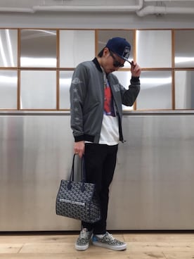 「トートバック」｜「アイテム（ブルゾン）」を使った、京都くんさん（メンズ・172cm）の春コーディネート