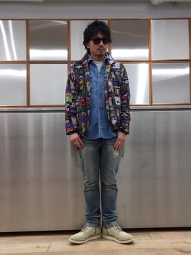 「長袖シャツ」｜「アイテム（ナイロンジャケット）」を使った、京都くんさん（メンズ・172cm）の春コーディネート