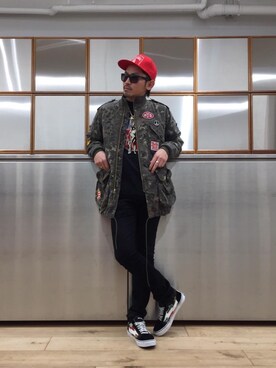 「HYSTERIC GLAMOUR（ヒステリックグラマー）のHYS WHISKY柄 刺繍キャップ（キャップ）」を使った、京都くんさん（メンズ・172cm）の春コーディネート