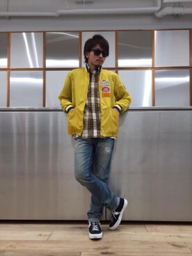 「長袖シャツ」｜「アイテム（ナイロンジャケット）」を使った、京都くんさん（メンズ・172cm）の春コーディネート