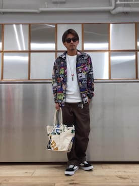 「トートバック」｜「アイテム（ナイロンジャケット）」を使った、京都くんさん（メンズ・172cm）の夏コーディネート