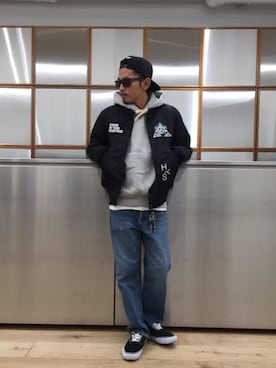 「HYSTERIC GLAMOUR（ヒステリックグラマー）のHYS WHISKY柄 刺繍キャップ（キャップ）」を使った、京都くんさん（メンズ・172cm）の秋コーディネート