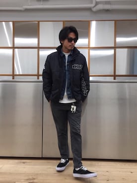 「Gジャン」｜「アイテム（ナイロンジャケット）」を使った、京都くんさん（メンズ・172cm）の秋コーディネート