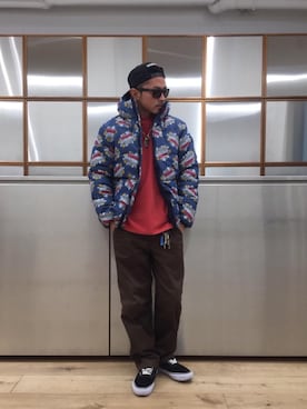 「HYSTERIC GLAMOUR（ヒステリックグラマー）のHYS WHISKY柄 刺繍キャップ（キャップ）」を使った、京都くんさん（メンズ・172cm）の冬コーディネート