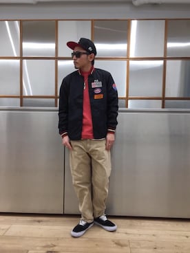「テーパードデニム」｜「アイテム（ナイロンジャケット）」を使った、京都くんさん（メンズ・172cm）の冬コーディネート