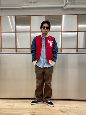 「長袖シャツ」｜「アイテム（スタジャン）」を使った、京都くんさん（メンズ・172cm）の冬コーディネート