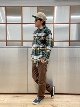 「長袖シャツ」｜「アイテム（その他アウター）」を使った、京都くんさん（メンズ・172cm）の春コーディネート