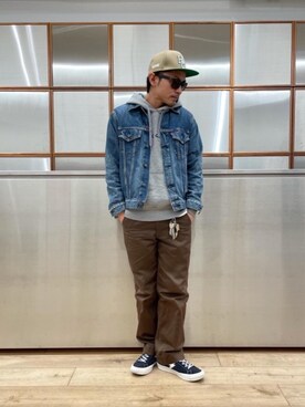 「ロックコーデ」｜「アイテム（デニムジャケット）」を使った、京都くんさん（メンズ・172cm）の春コーディネート