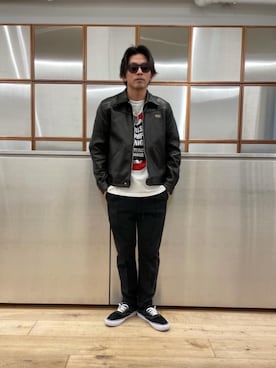 「レザーコーデ」｜「アイテム（その他アウター）」を使った、京都くんさん（メンズ・172cm）の春コーディネート