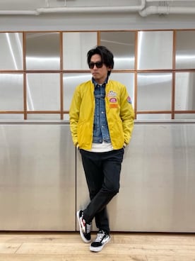 「でにむ」｜「アイテム（ナイロンジャケット）」を使った、京都くんさん（メンズ・172cm）の春コーディネート