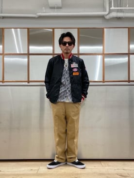 「アイテム（ナイロンジャケット）」を使った、京都くんさん（メンズ・172cm）の春コーディネート
