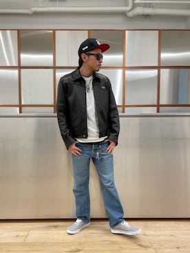 「レザーコーデ」｜「アイテム（その他アウター）」を使った、京都くんさん（メンズ・172cm）の春コーディネート