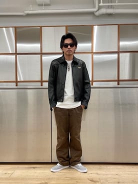 「レザーコーデ」｜「アイテム（その他アウター）」を使った、京都くんさん（メンズ・172cm）の春コーディネート